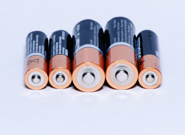 欧盟电池指令 亿联检测battery-1930833_1920.jpg